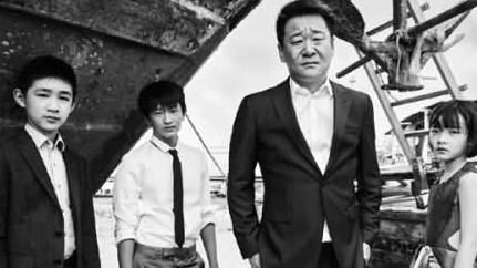 《隐秘的角落》到底是由哪个小说改编的呢？
