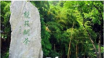 西湖龙井有哪些传说？西湖龙井与哪位皇帝有关？