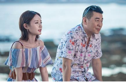 《爱我就别想太多》“拜金女”之争，原来她比薛瑛还拜金