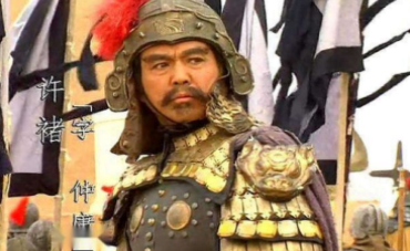 许褚的实力怎么样，能和颜良文丑相比吗？