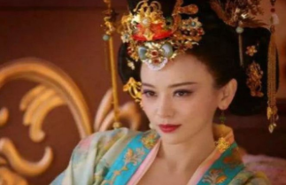武则天能成为帝王，其他王后无法效仿的地方有哪些？