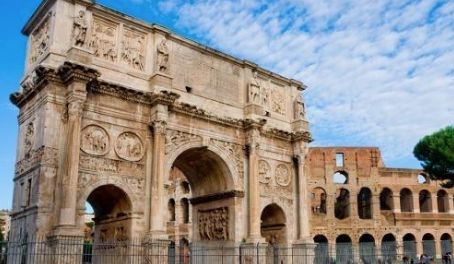 罗马政权衰落的时期，西哥特人是怎么生存的？