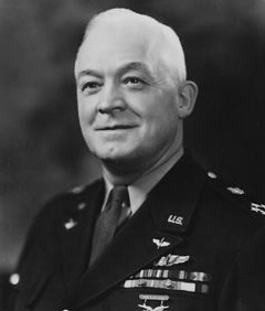 亨利&middot;哈里&middot;阿诺德是怎么对德日进行作战的 他是在哪一年获得上将的