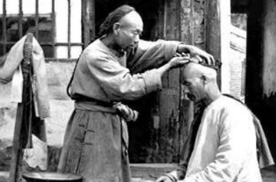 清朝在历史上存在将近300年之久 为何不推广满语呢