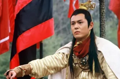 春秋时期的秦国曾经十分老实，为什么后来会变得阴险狡诈？