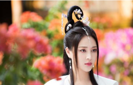 《妖手摧花》上映，一锅热播电影和电视剧的大杂烩