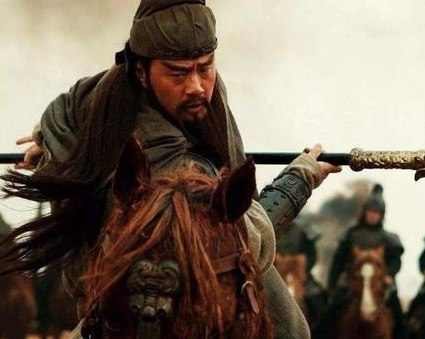 吕布和关于相比 谁对曹操的威胁更大