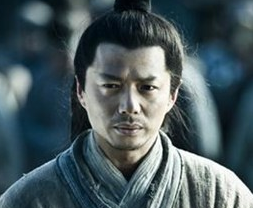 对于当时的韩信而言，他为什么要选择接受胯下之辱呢？