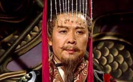 历史上根本没有“皇叔”这个称谓，为何却这么称呼刘备呢？