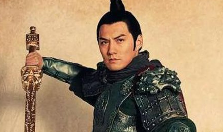 关于秦琼在民间的传说有哪些？他使用的武器真的是双锏吗？