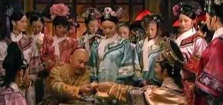 为何清朝的妃子不能带自己的孩子成长？养育之恩大于生育之恩