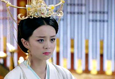 她是杨坚的嫡长女，可惜丈夫不爱她父母也不爱她