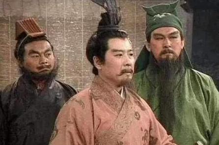 刘备的&ldquo;启蒙老师&rdquo;！刘焉对刘备产生了哪些影响？