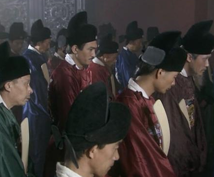 崇祯苦苦的哀求大臣借钱 为什么不直接抄家来的快点