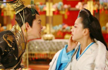 刘贺做了27天皇帝犯了哪些错？27天刘贺其实只做了一件事！