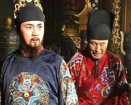 清朝时期养一个八旗子弟要多少钱 换算现在是210万一个人