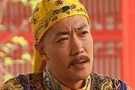 嘉庆忍辱负重是为了什么？仅仅是为了对付和珅吗？