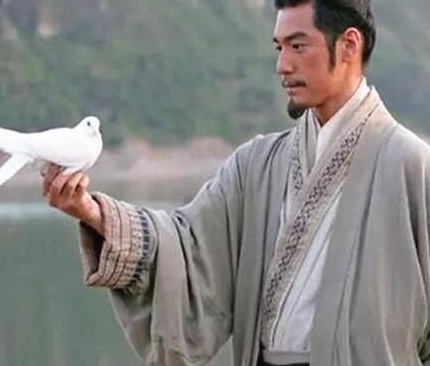 古代的八百里加急文件赶时间 古人为什么不用飞鸽传书而是骑马送信