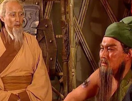 古人打仗的时候 箭为什么都往粪坑泡一下