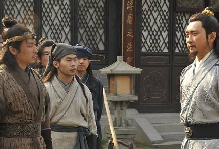 柴进为什么没坐上梁山头把交椅？还被沦为边缘人物