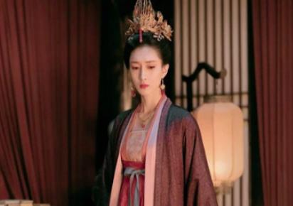 曹皇后从不干涉朝政，成太后以后为何想废帝？
