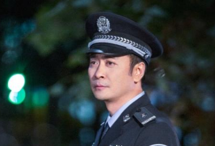 《我有特殊沟通技巧》黄俊鹏饰演的是谁？新时代刑警