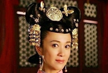 24岁生下大清天子的钮祜禄氏，为何能葬入皇陵？