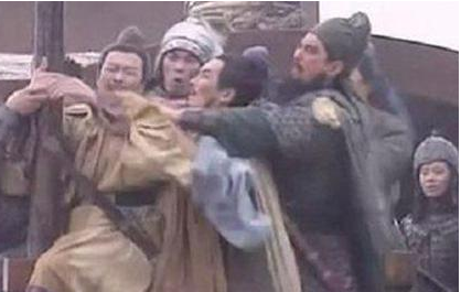 刘备为什么要带着十万百姓一起渡江？刘备是真心的还是在演戏？