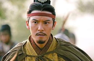 孙权称帝后，追封孙策为王，是出于哪些考虑呢？