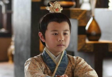 拥有天下最具权势的父母，刘盈的童年并不幸福