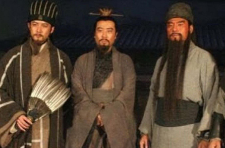 钟会在处死许褚儿子的时候 期间为什么没有一个人出来求情