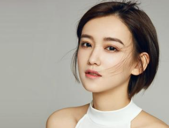 《一不小心捡到爱》海报官宣，引发网友的热议
