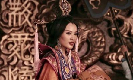 他13岁时爱上嫂子，为了娶她竟灭其母亲满门