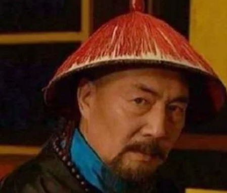 张廷玉和乾隆之间发生过什么事情 两人之间为什么会产生隔阂