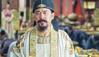 大臣喝醉后说皇帝坏话，皇帝听见后为何不生气？