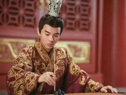 清朝太子太保和太子少保是什么官职 放到现在是什么职务