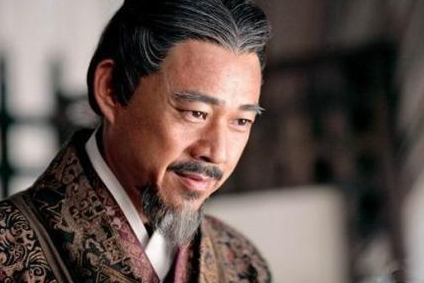 曹操死后还有年轻貌美的女人 曹丕继位后是如何对待这些小妈的