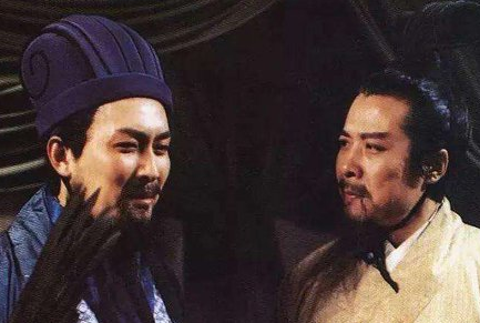 只是丞相的诸葛亮为何受人尊重？全因他对刘备的深情与忠诚