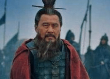 曹丕称帝后，不打蜀汉，也不攻东吴的原因是什么？