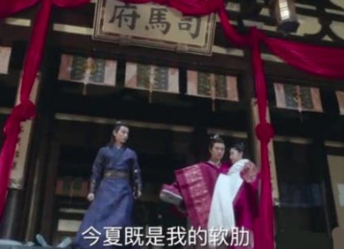 《锦衣之下》盘点剧中那些甜蜜名场面，甜翻观众