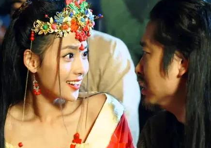 清朝妃嫔月俸禄是多少 换做现在是多少钱