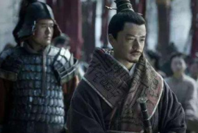 韩信对自己的定位是什么？他为什么不听蒯彻的话？