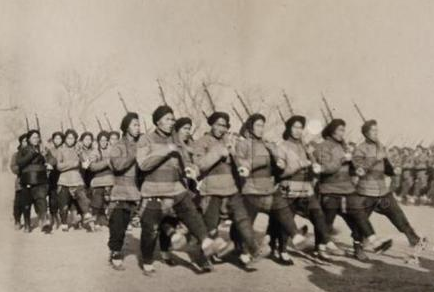 明朝巅峰时期和清朝巅峰时期相比 究竟哪一个更强一些