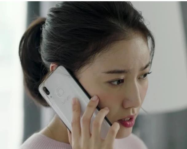 《完美关系》舒晴的身份为什么会被揭穿？