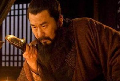 曹丕本来可以消灭蜀国 曹丕为什么却坚持进攻东吴