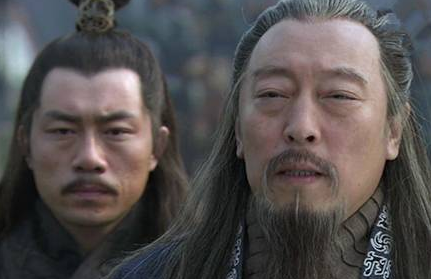 刘备为什么没有对自己的父亲进行追封？原因是什么