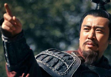 李严为什么会被诸葛亮废除 李严是因为粮草问题才被废的吗