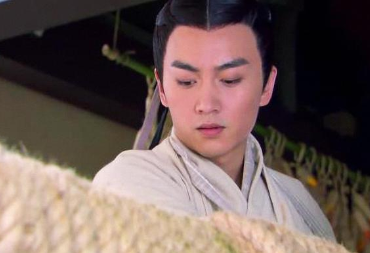 皇帝大赦天下放出一囚犯，长大后竟成一代明君