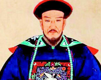 清朝时期的官员为何在跪皇帝的时候甩袖子呢 这么做的原因是什么