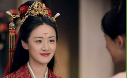 《琉璃2》即将开拍，男女主成毅与袁冰妍互相拆起cp